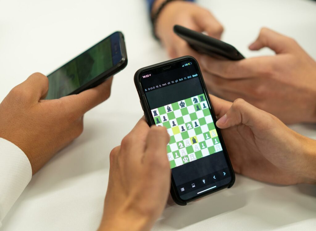 mobile chess